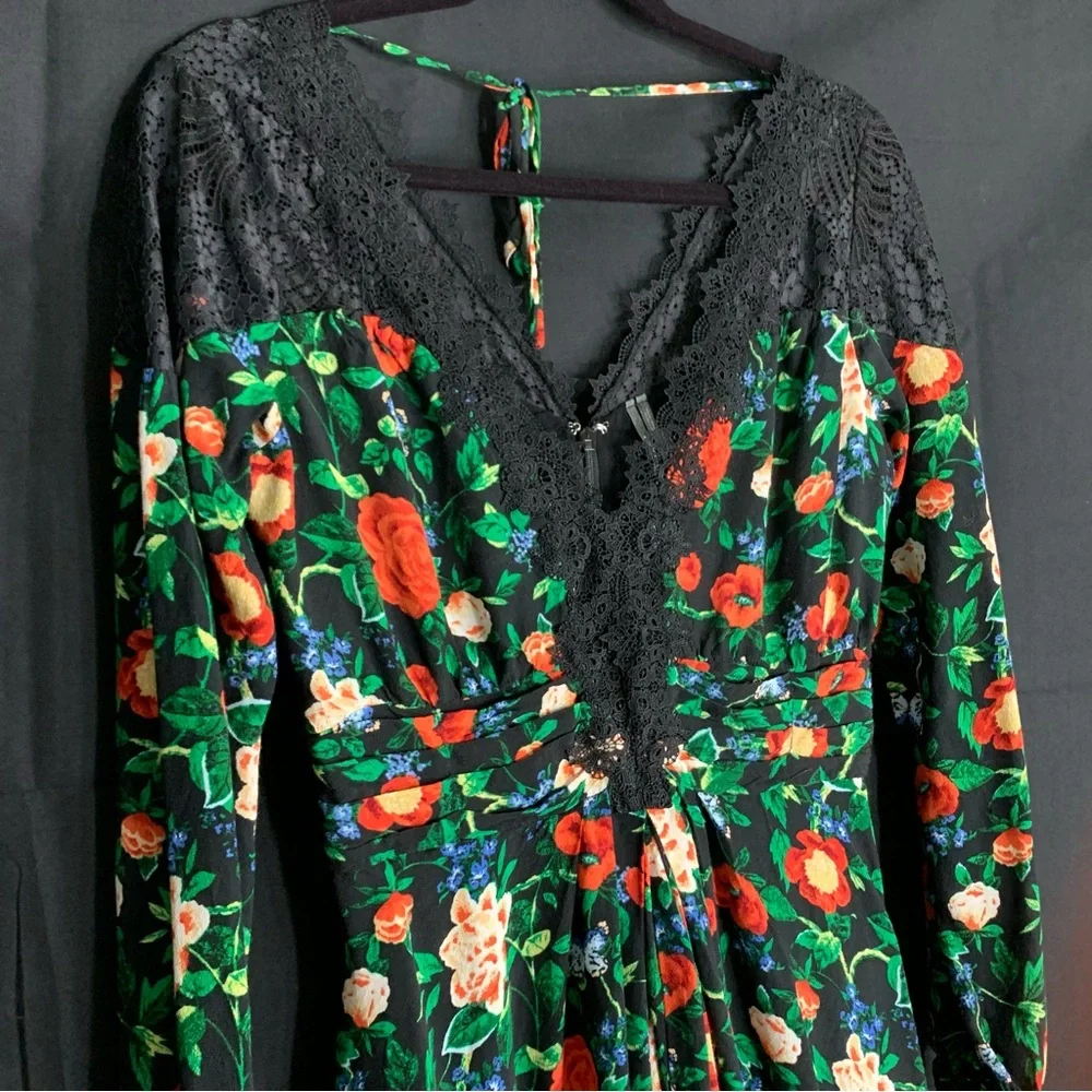 Anthropologie Lacy V Neck Black Floral Mini Dress , size 6 - Picture 4 of 13